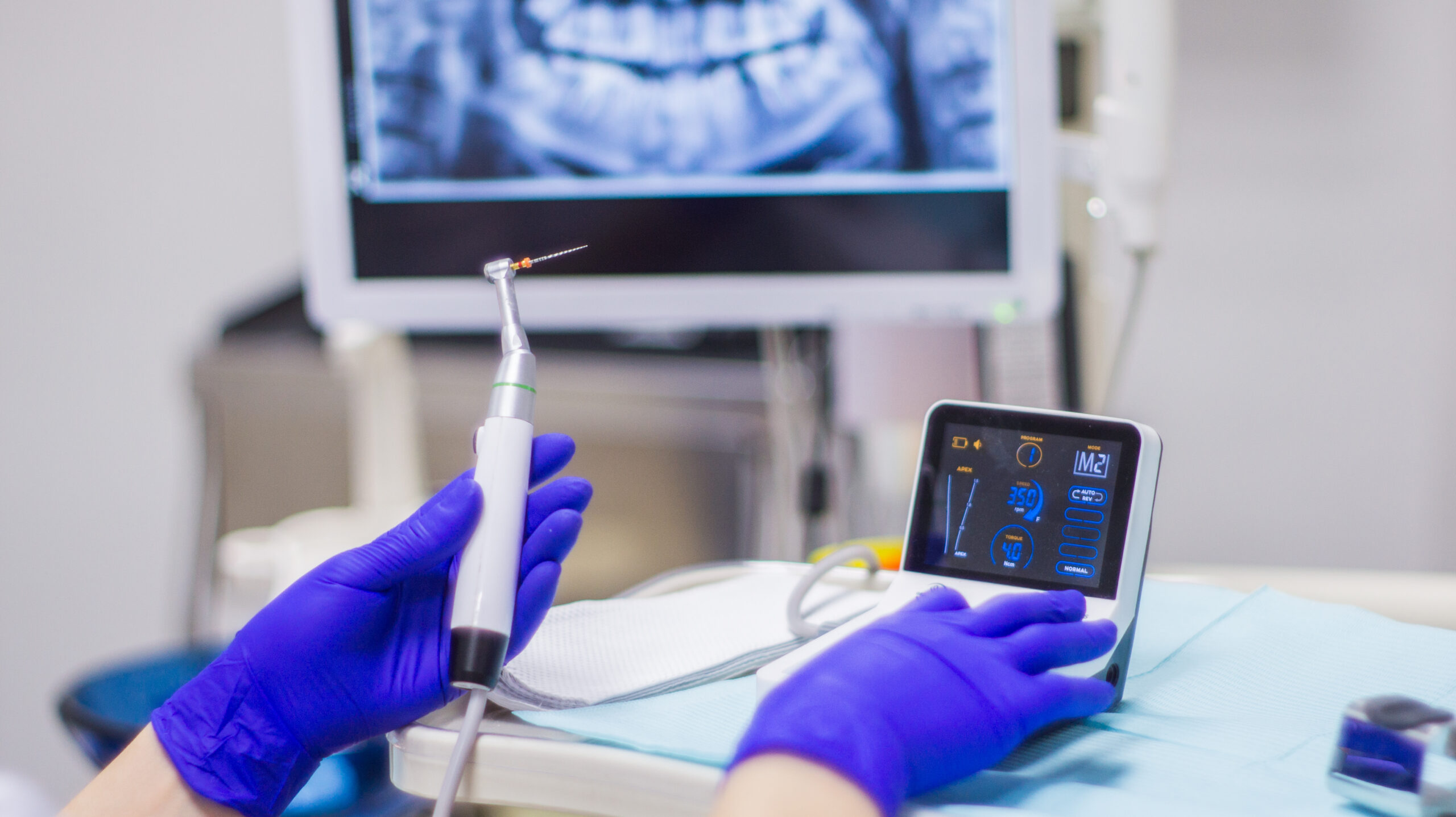 Dentist,Working,Endo,Filling,Teeth,Cabinet